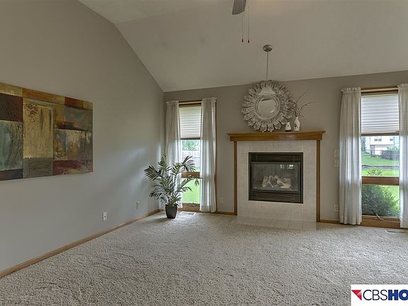 4th image of 707 Rosewood Ave