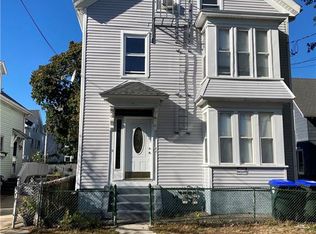 28 Harvest St, Providence, RI 02908