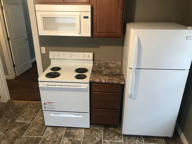 423 W Lawrence Ave #2 — Photo 3