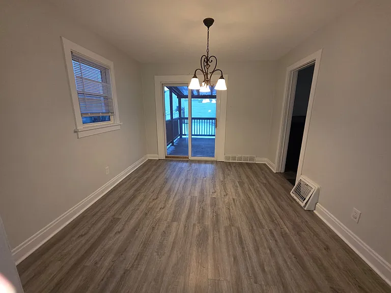 4419 Asbury Dr — Photo 4