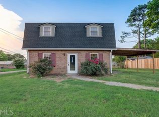 11 Hawk Rd, Cartersville, GA 30121