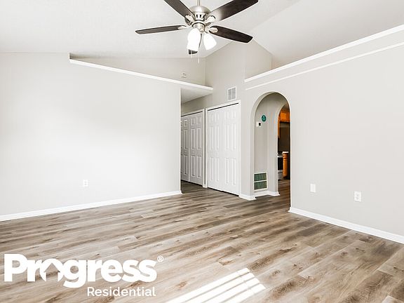 5th image of 16036 Dorchester Blvd