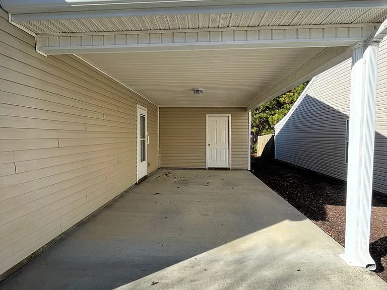 417 Regency Park Dr — Photo 13