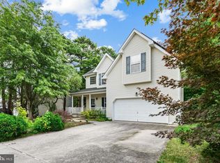 210 Beacon Hill Dr, Egg Harbor Township, NJ 08234