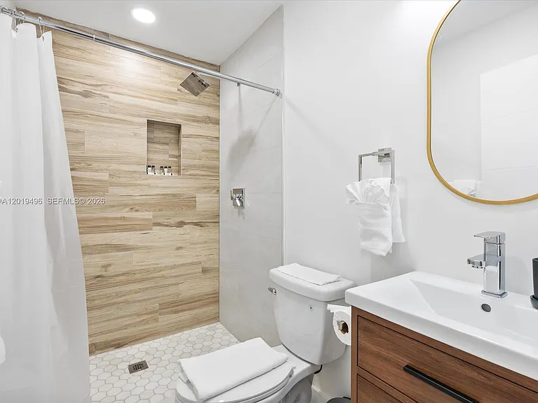 5731 SW 54th Ter — Photo 13