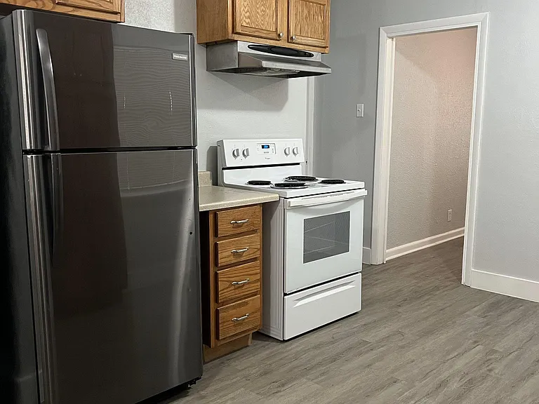 2503 Tolosa Dr — Photo 4