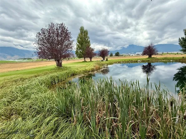 Obsidian Ln, Livingston, MT 59047