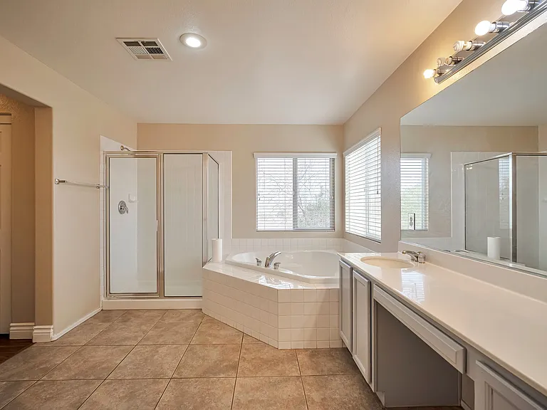 8840 Timber Mesa St — Photo 12