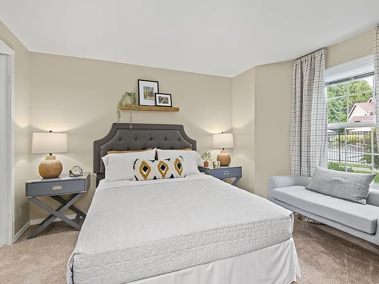 Bay Court at Harbour Pointe — Photo 7