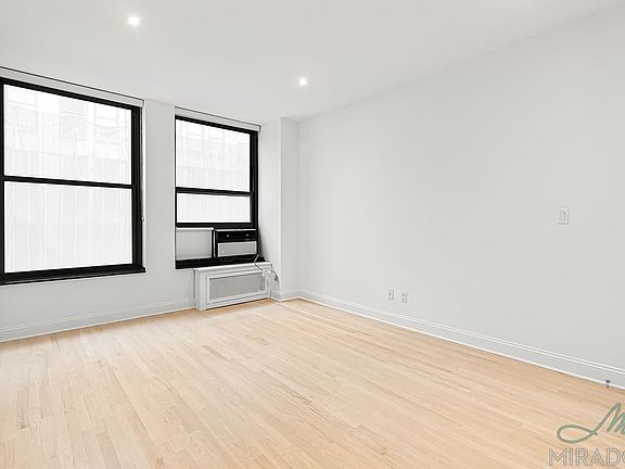 5th image of 270 Park Ave S APT 4F