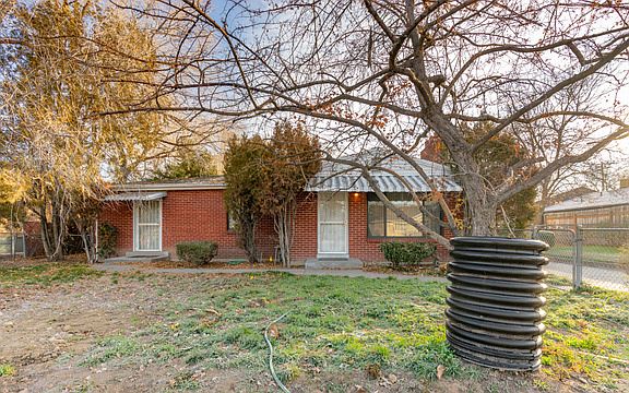 2nd image of 5889 S Highland Dr
