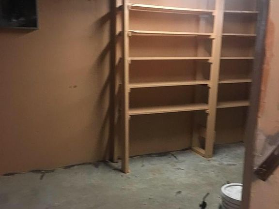 5th image of 6213 Ashton Ave