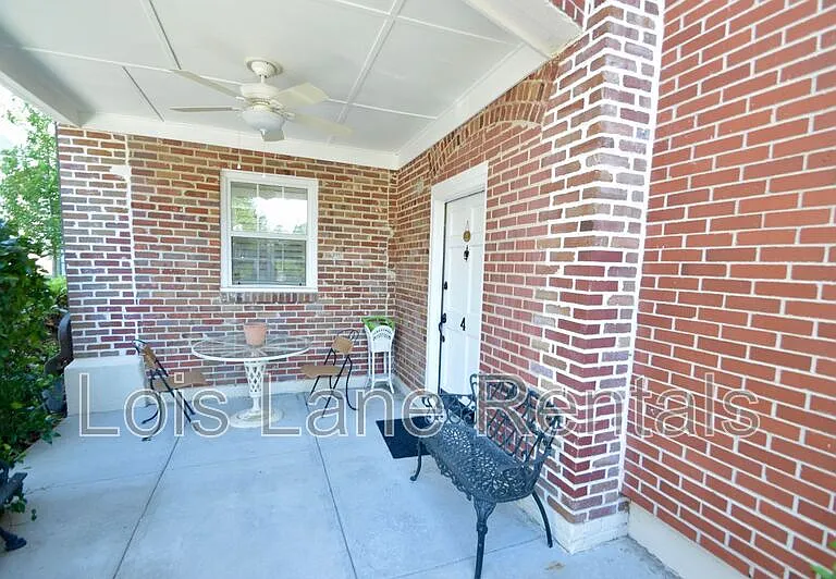 55 Ashley Ave #4 — Photo 1