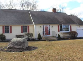 10 Acorn St, Bellingham, MA 02019