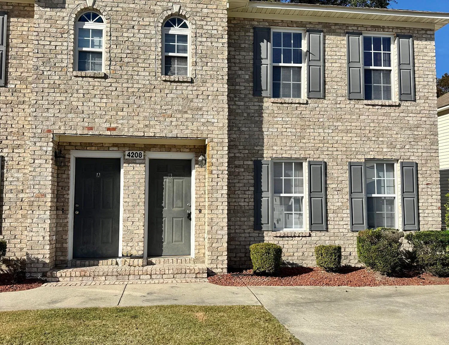 3 bed, 2.5 bath, $1,495 — Photo 1