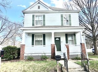 207 N Johnson St, New Athens, IL