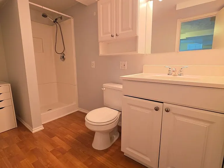 1221 E Crandall Ave #2 — Photo 14
