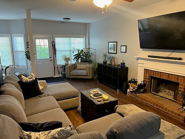 2768 Aston Woods Ln — Photo 13