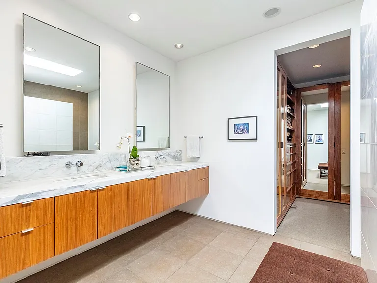 2845 Lee St — Photo 24