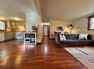 27 N Hillside Rd #A, South Deerfield, MA 01373