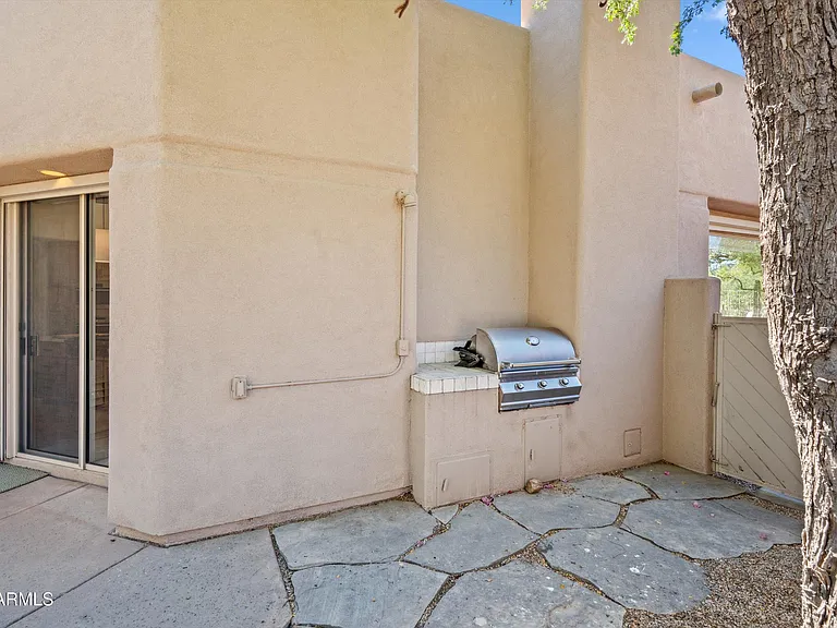 7466 E High Point Dr — Photo 38