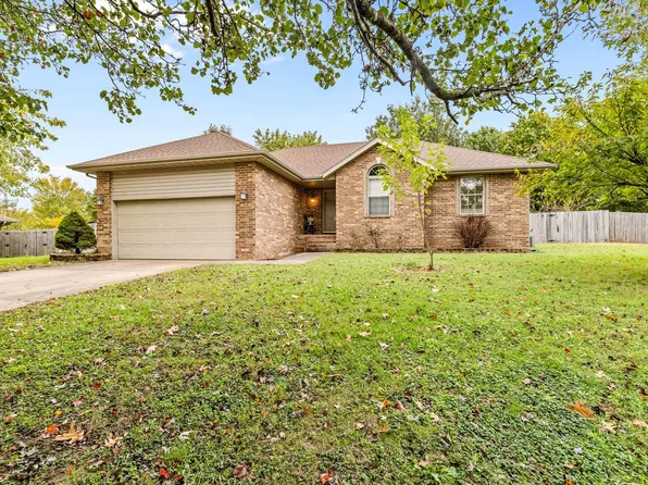 105 W Jacaranda Avenue, Willard, MO 65781