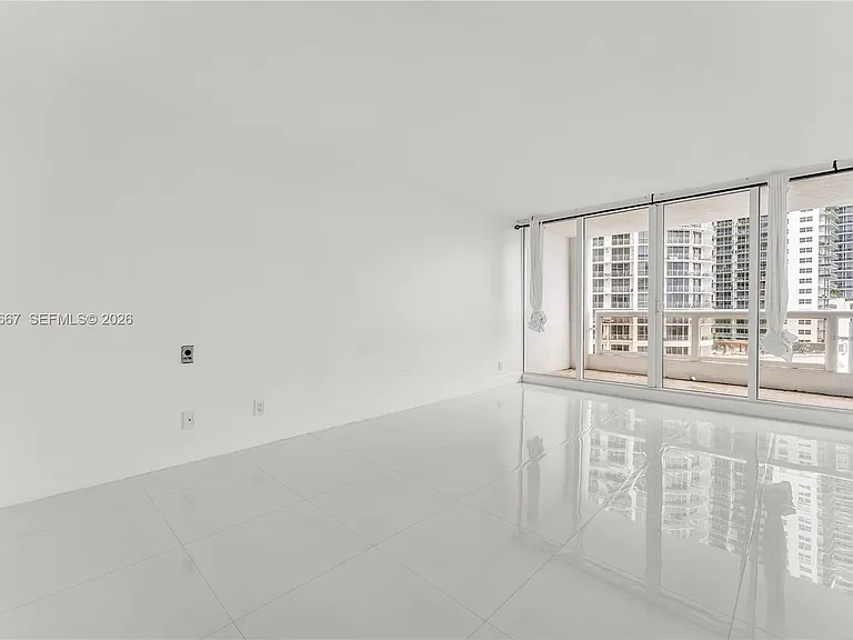 1717 N Bayshore Dr #A-1650 — Photo 16