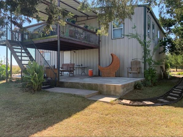 4126 County Road 4111