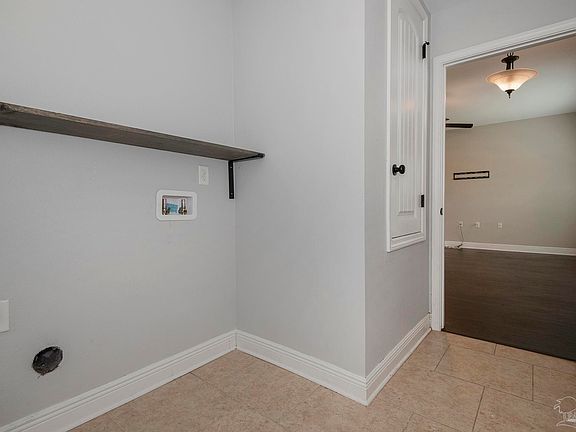 5th image of 5785 Jade Moon Cir