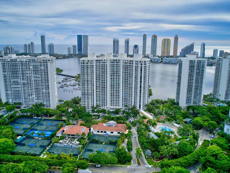 1st image of 6000 Island Boulevard #2806