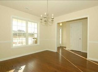 5711 Misty Meadows Ct, Clemmons, NC 27012