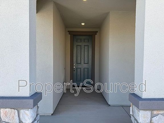 4th image of 2454 Cortese St