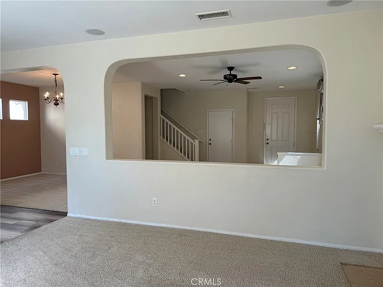 32585 Winterberry Ln — Photo 6