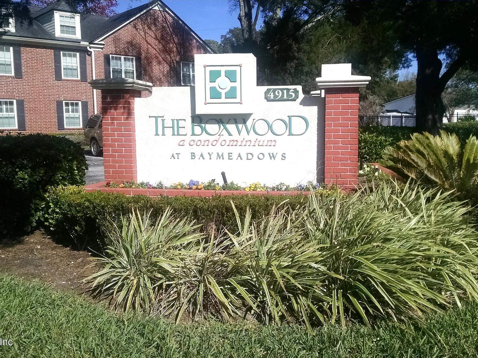 3 bed, 2.0 bath, 1456 sqft, $1,625 — Photo 1