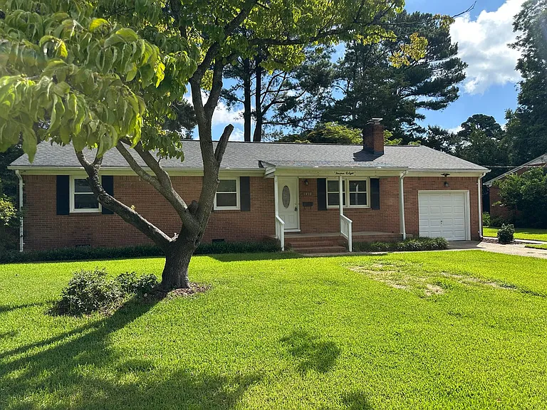 1408 Dermott Ave — Photo 3