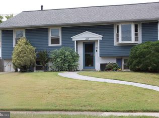 418 Florida Ave, Herndon, VA 20170