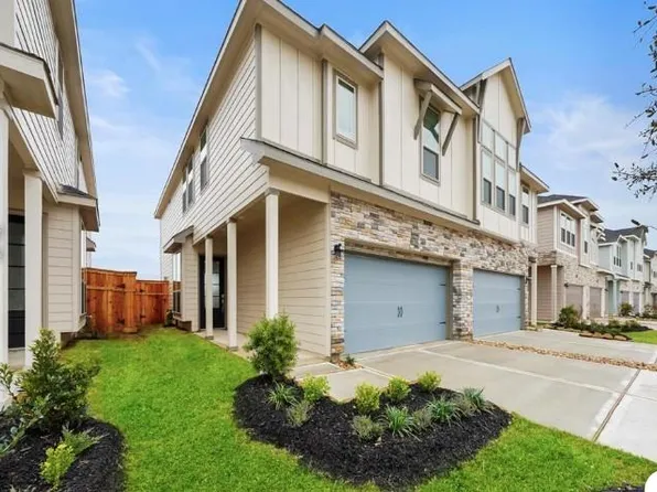 5635 Foggy Vine Ct, Fulshear, TX 77441