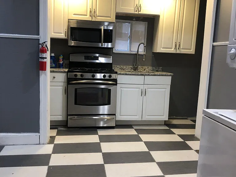 5615 N 2nd St #1 — Photo 8