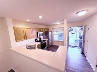 5405 Strasburg Dr, Greensboro, NC 27407