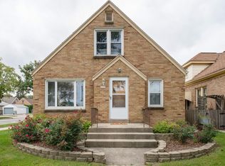 3377 S 19th St, Milwaukee, WI 53215