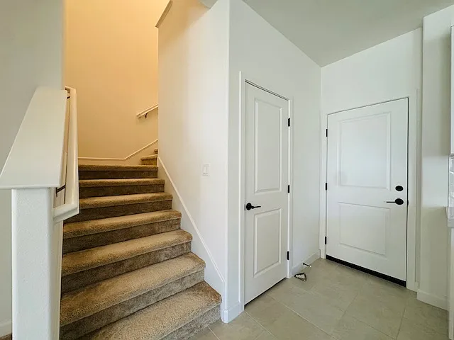 12210 Halle Way — Photo 13