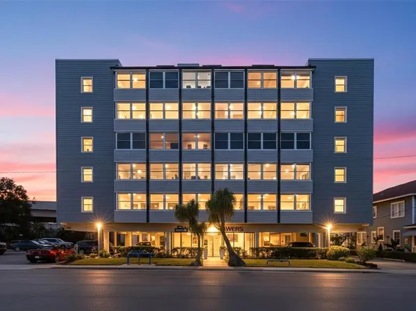 841 4th Ave N APT 32, Saint Petersburg, FL 33701