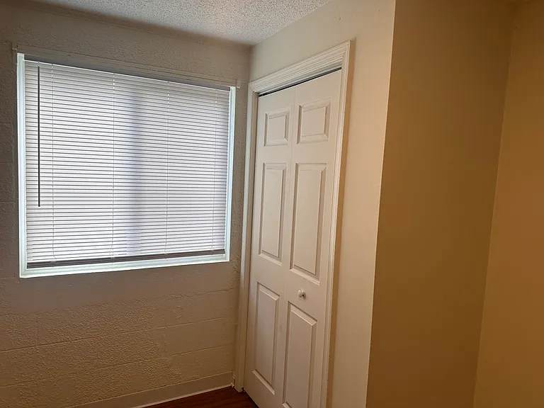 268 Ford Ave #6 — Photo 2