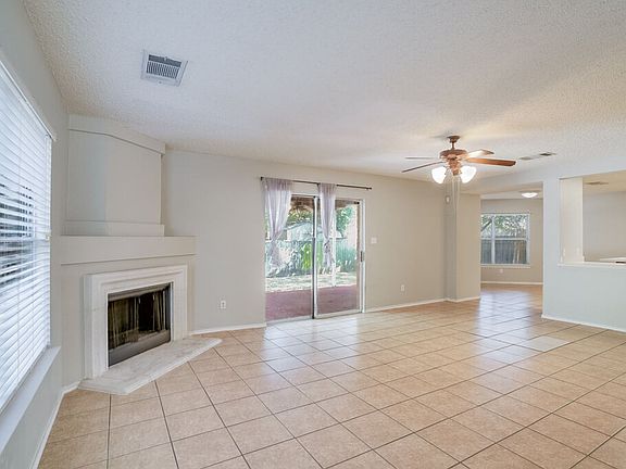 5th image of 7903 Bramble Bush Dr