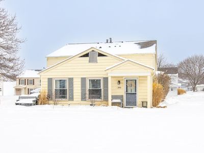 2932 Meadowbrook Ct, Lake Orion, MI, 48360