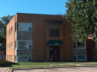 227 E 35th St APT B, Davenport, IA 52806
