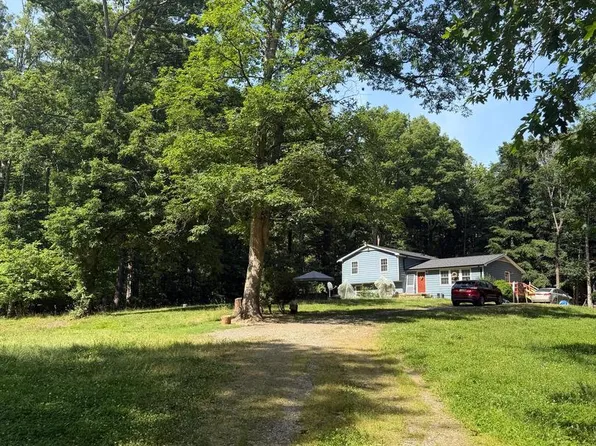 28 Galilean Dr, Fredericksburg, VA 22406