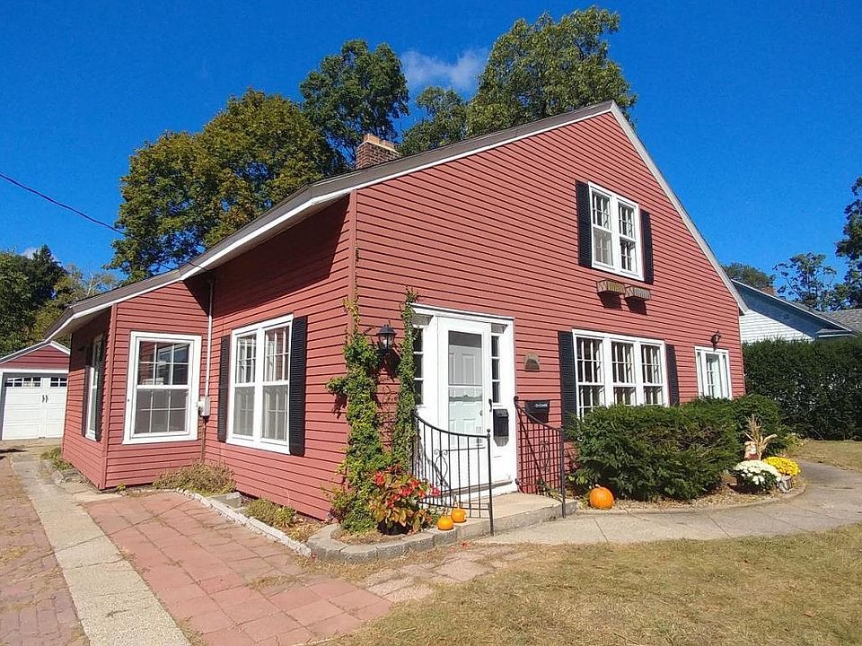 1st image of 906 Moulton Ave
