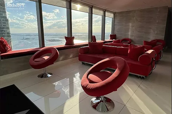 Rented by Sotheby's International Realty | media 9