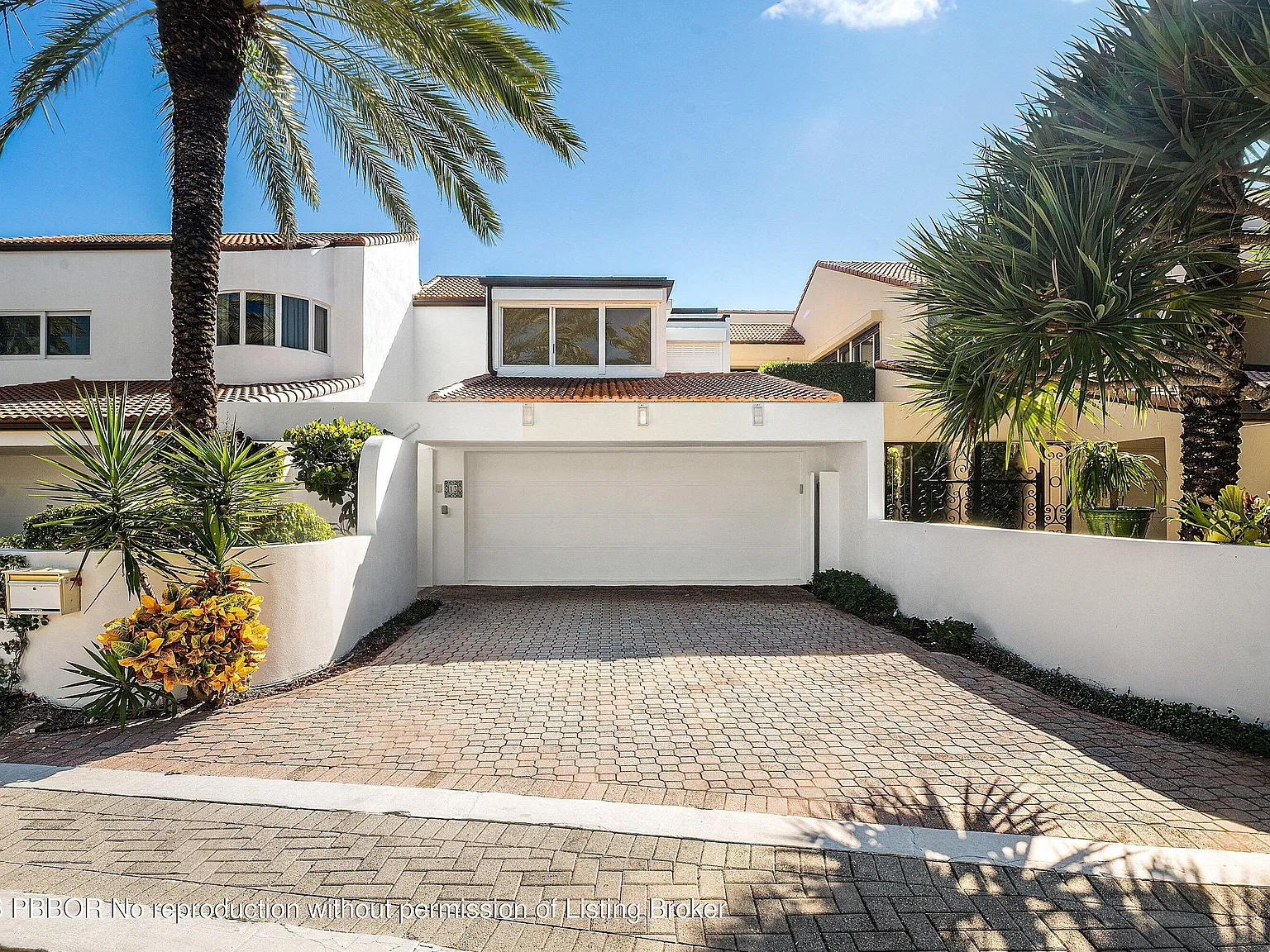 4 bed, 6.5 bath, 3902 sqft, $65,000 — Photo 1